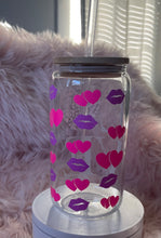 Load image into Gallery viewer, Valentine&#39;s Day Beer Can Glass (Color Changing )
